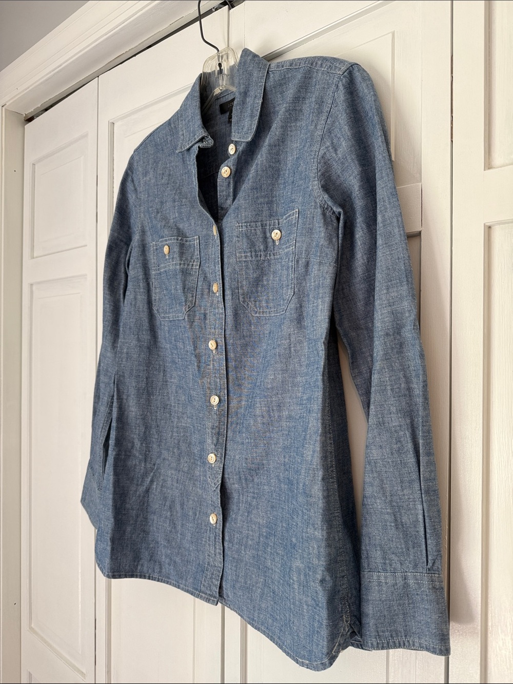 J Crew Chambray Button-Up Shirt in Light Blue - Picture 3 of 6